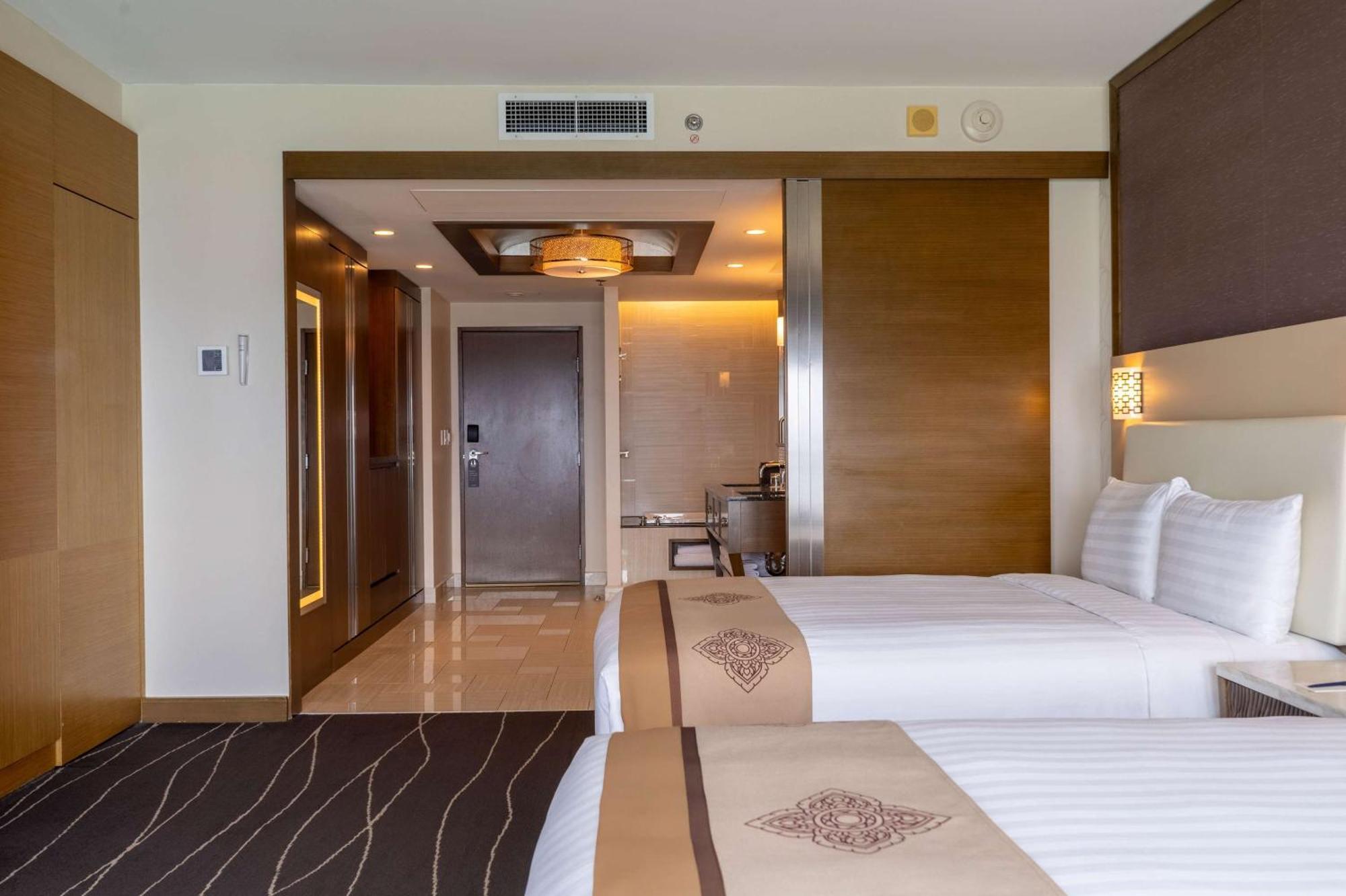 Dusit Thani Guam Resort Tumon Kültér fotó