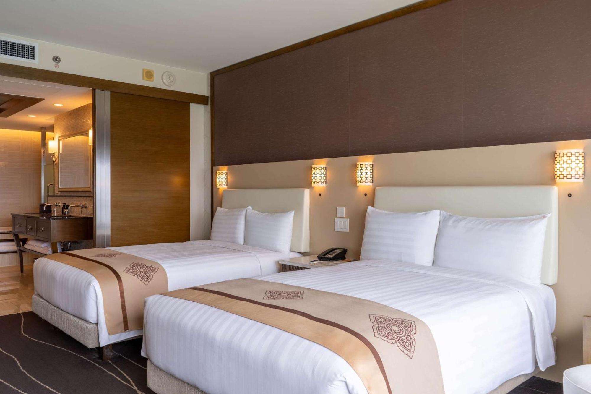 Dusit Thani Guam Resort Tumon Kültér fotó